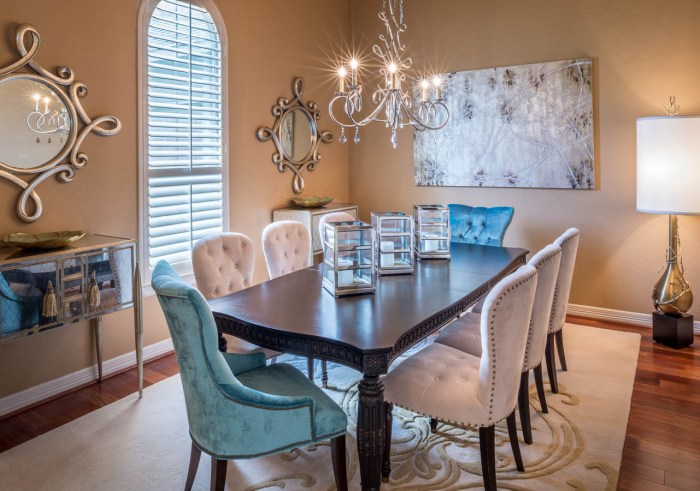 How to decorate dining room chairs